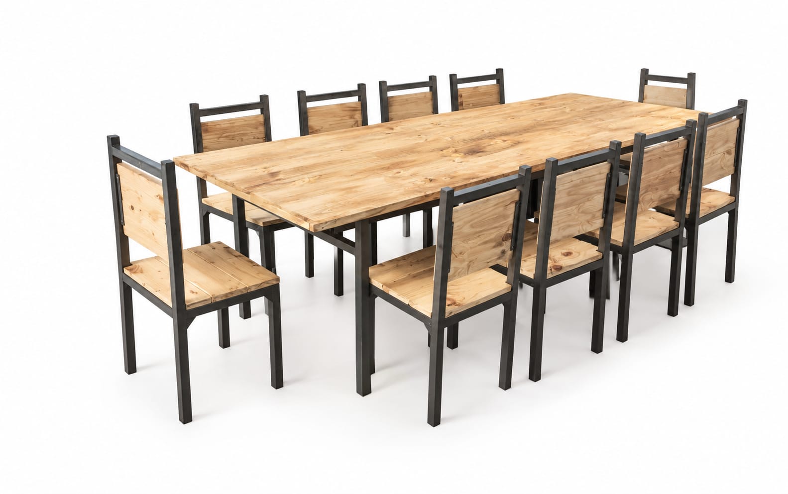Mesa de pino con diez sillas de hierro negro